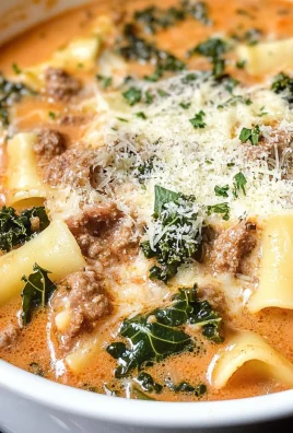 Creamy Keto Lasagna Soup