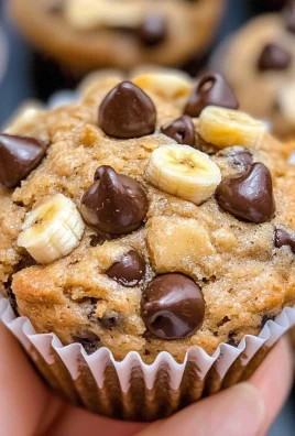 Healthy Peanut Butter Banana Muffins