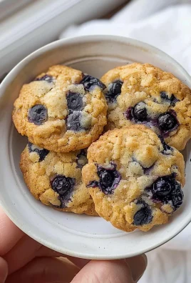 Blueberry muffin cookies -Crumbl copycat
